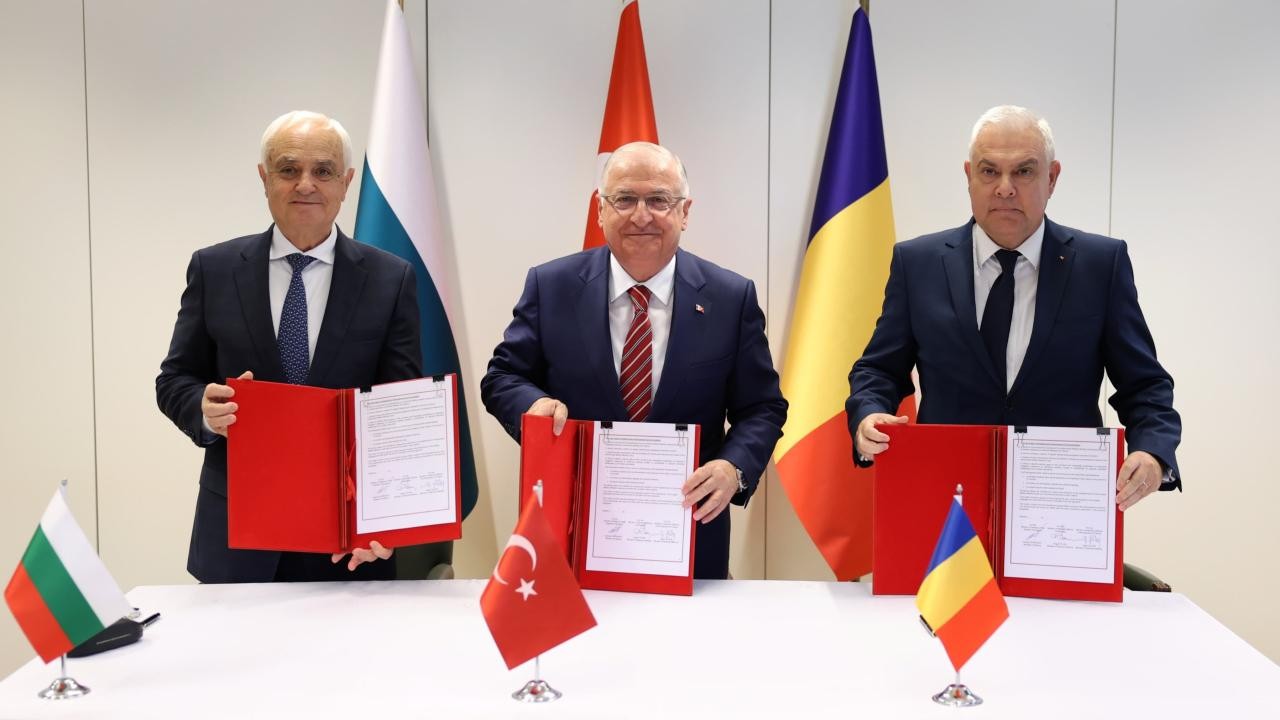 Türkiye’den iki ülke ile askeri adım!