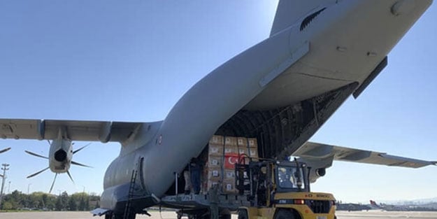 Türkiye'den İngiltereye'ye sağlık malzemesi sevkiyatı
