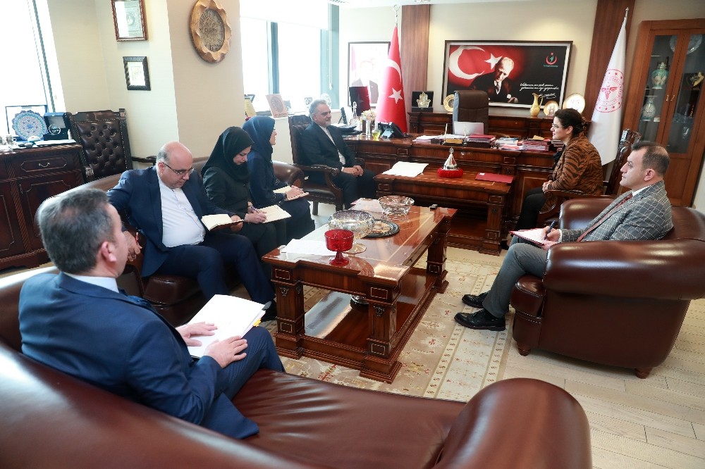 Türkiye’den İran’a Koronavirüs yardımı 