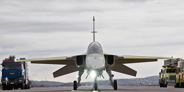 Türkiye'den Milli Muharip Uçak, ATAK ve İHA çeşitlerinden alabilirler! Asya ülkesinde gündem Türkiye