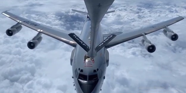 Türkiye'den NATO uçağına yakıt ikmali