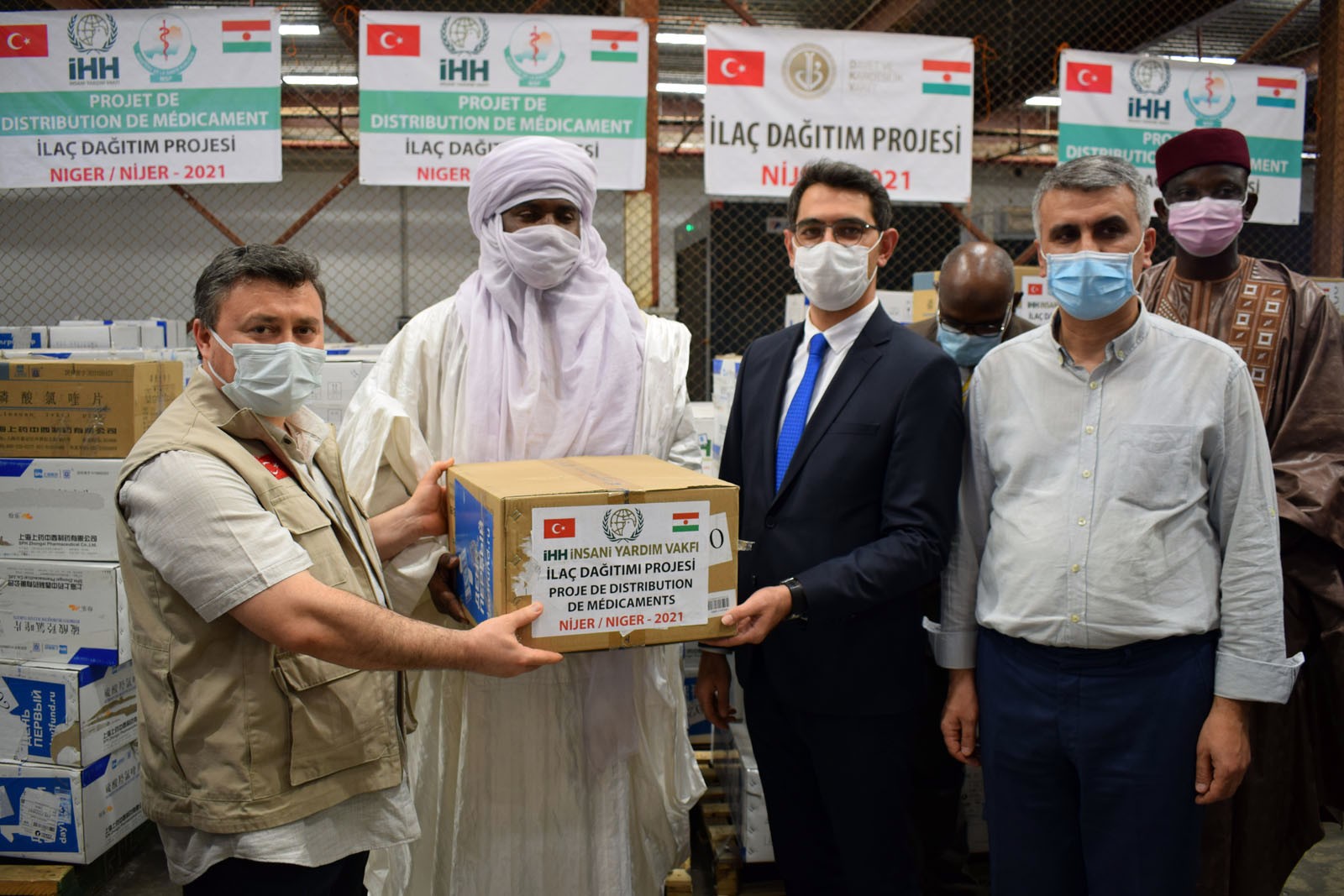Türkiye’den Nijer’e büyük ilaç desteği