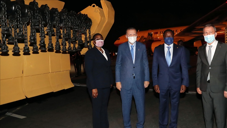 Türkiye'den Togo'ya 2 Mekanik Mayın Temizleme Teçhizatı teslim edildi