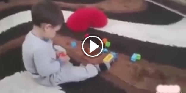 'Türkiyem' şarkısını duyunca öyle bir şey yaptı ki...