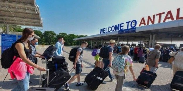 Türkiye’nin turizm geliri ve turist sayısı: Türkiye'ye 1 milyon 559 bin insan geldi! Yeni turistler getireceğiz