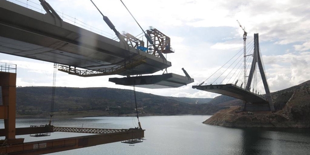 Türkiye’nin 3. büyük köprüsünün bitimine son 6 metre kaldı