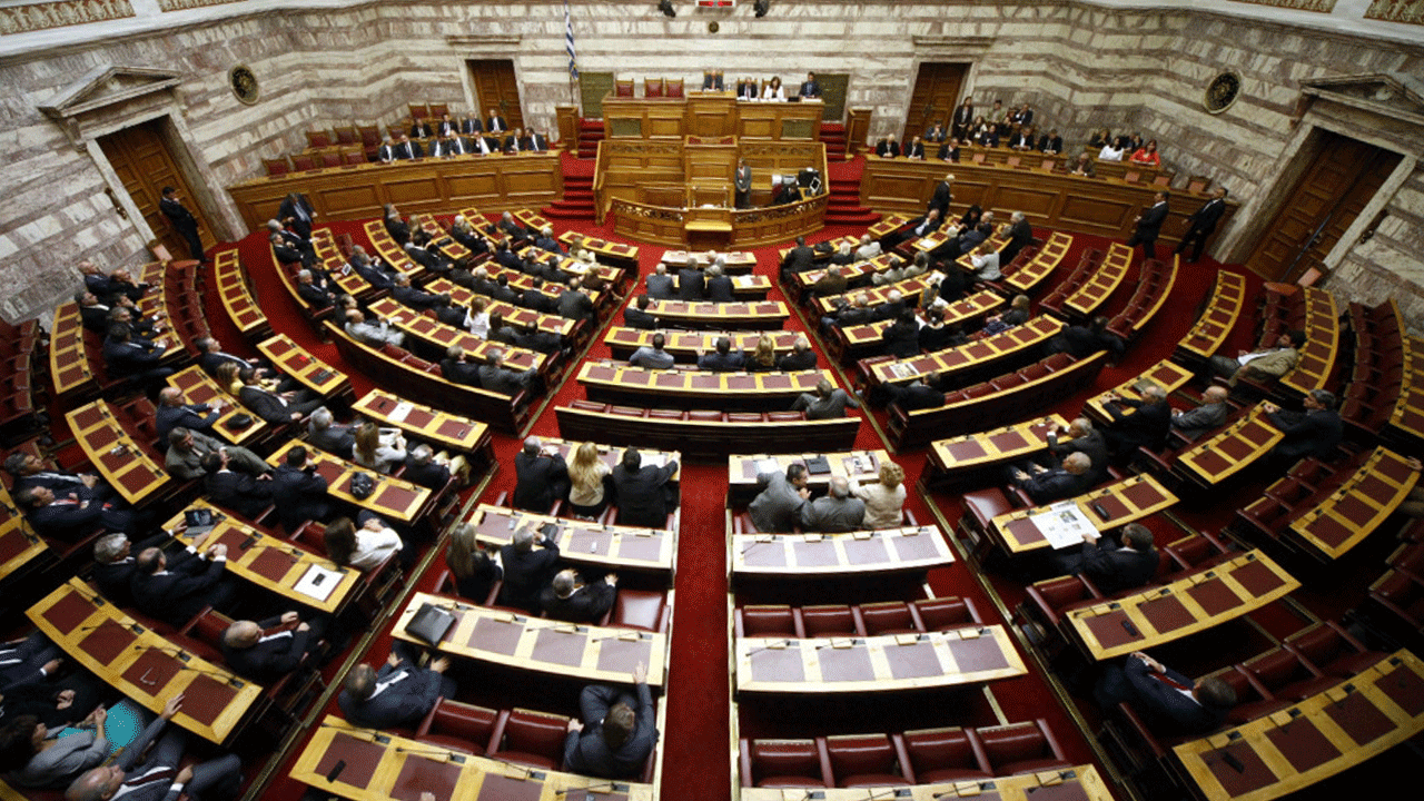 Türkiye'nin 'Bir gece ansızın' korkusu Yunanları tir tir titretiyor: 25 milyar Euro daha harcayacaklar