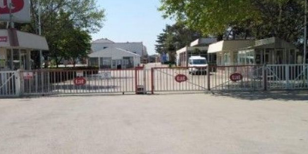 Türkiye'nin dev şirketi satışa çıktı! İki firmadan üst üste sürpriz haber: Teklif için adım attı! Son durum