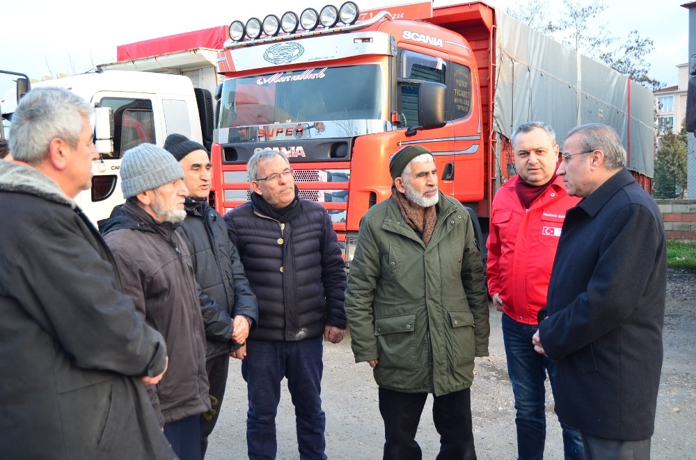 Türkiye’nin en batısından İdlib’e yardım 