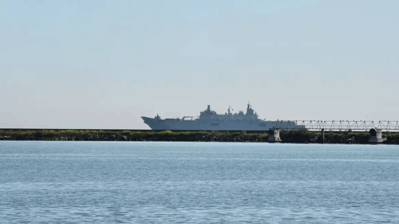 TCG Anadolu Samsun'da