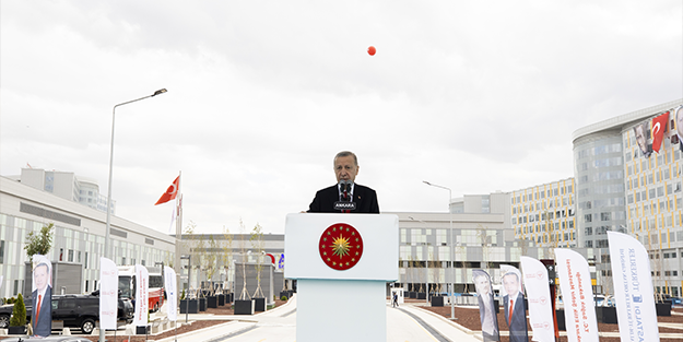 Türkiye’nin en büyük şehir hastanesi açıldı! Başkan Erdoğan'dan yeni müjdeler