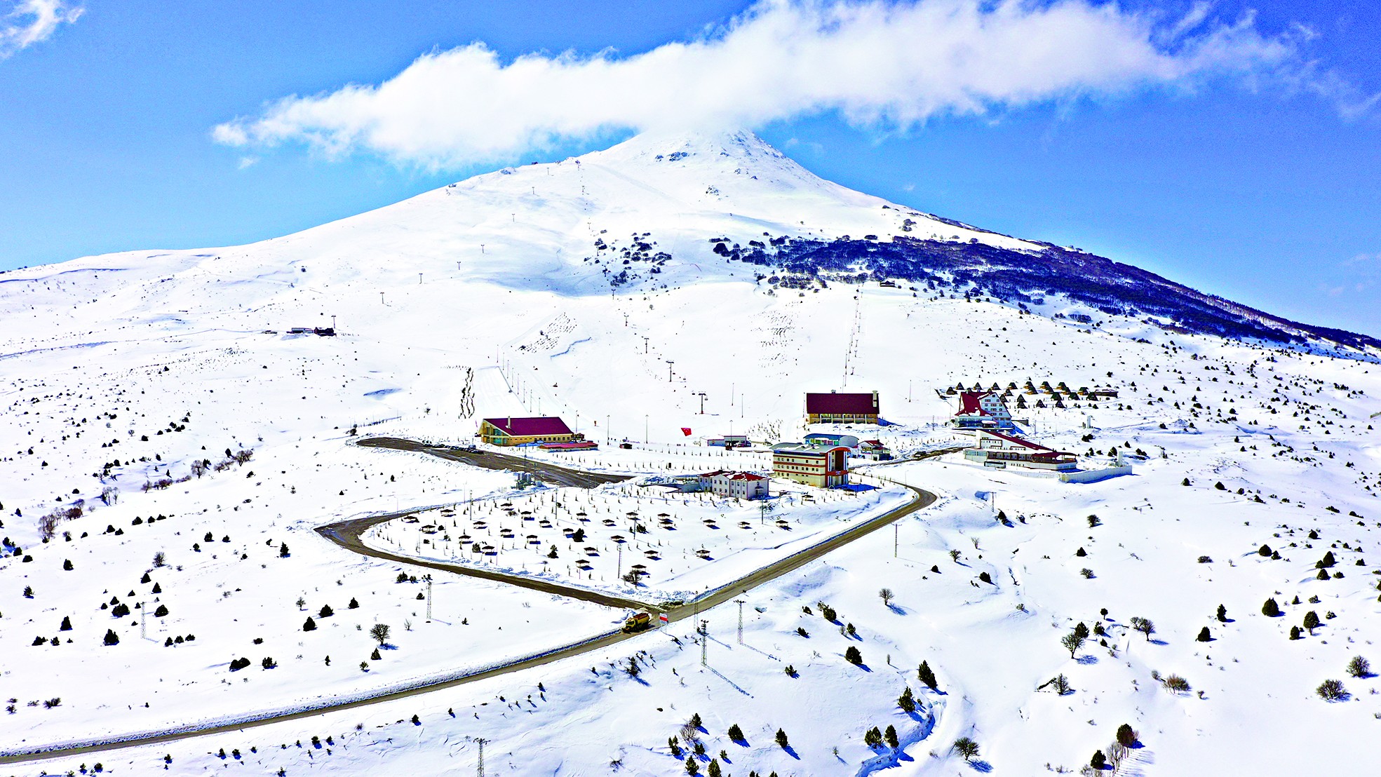 ‘Türkiye’nin en genç ve en ekonomik’ kayak merkezi