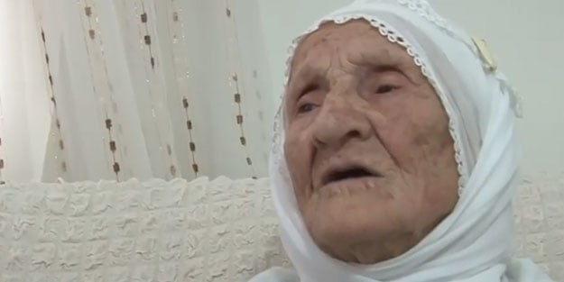 Türkiye'nin en yaşlı hacısı operasyonu an be an takip ediyor: Allah Erdoğan'ı başımızdan eksik etmesin, Mehmetçik’imizi muzaffer eylesin