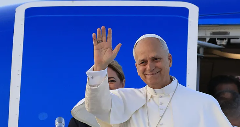 Türkiye’nin gücünü Papa gördü Papaseverler görmedi! Meşruiyetçiler karalar bağladı