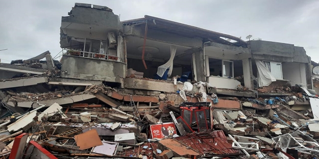 Türkiye'nin gündemi deprem! Risk haritasındaki iller konusunda korkutan uyarı