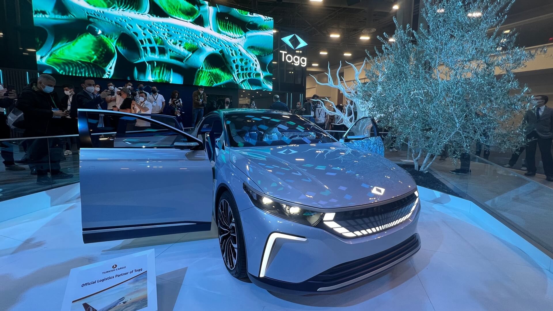 Türkiye’nin gururu! TOGG'un sedan modeli ne zaman yollarda olacak? Bakan Kacır tarih verdi!