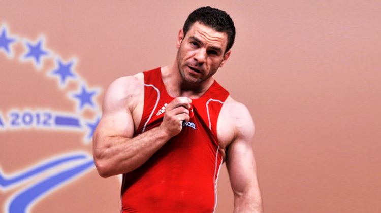 Türkiye'nin gururuydu! Şimdi çiğköfte satıyor