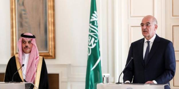 Türkiye'nin hamleleri endişelendirdi! Yunanistan'ı 'savaş korkusu' sardı