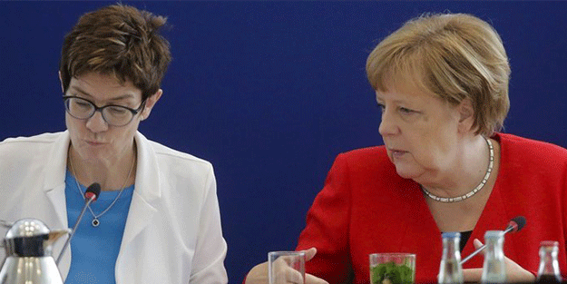 Türkiye’nin hamlelerinden korkarak açıkladılar! Türkiye bakın Libya’yı hangi ülkeyle paylaşacak