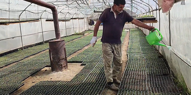 Türkiye’nin her bölgesinden alan var! Küçük bi̇r yerde başladı şi̇mdi̇ kargolara yeti̇şemi̇yor