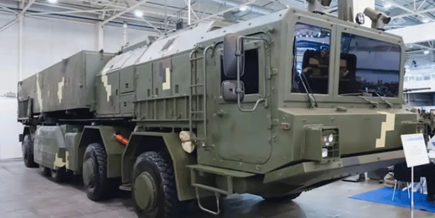 Türkiye'nin İHA yapmayı öğrettiği ülke balistik füze yaptı! Bu da yetmedi füzeyi ateşlediler