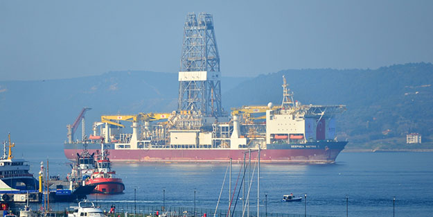 Türkiye’nin ikinci sondaj gemisi Çanakkale Boğazı’nda