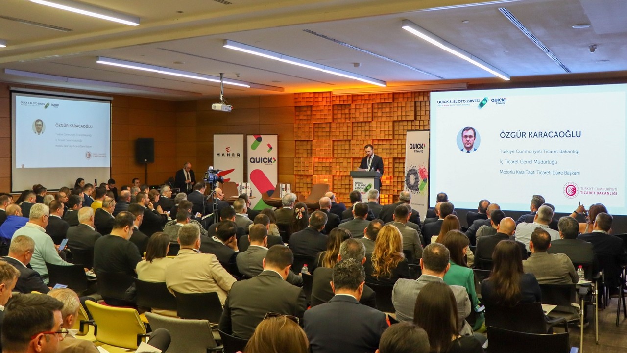 Türkiye'nin ilk 2. El Oto Zirvesi Quick Finans Ev Sahipliğinde yoğun katılımla gerçekleşti