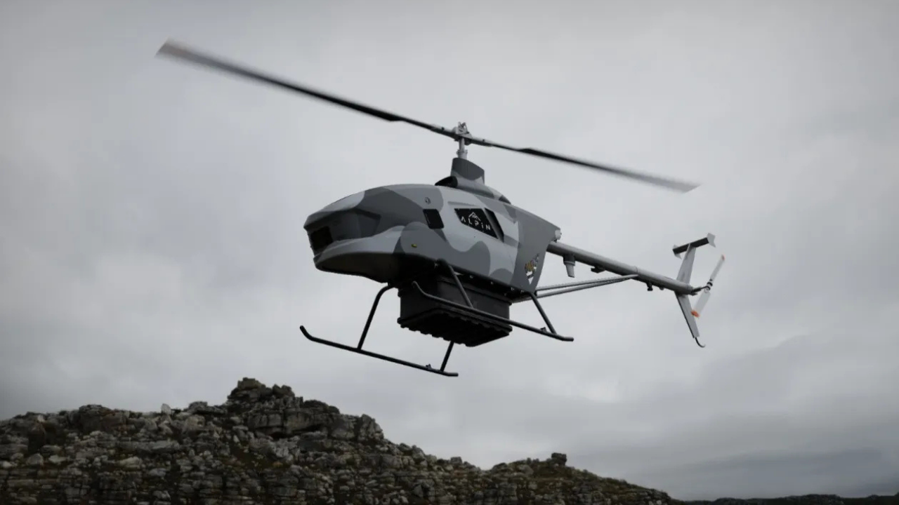 Türkiye’nin İlk İHA’sı ALPİN, 850 km menzil ve 9 saat havada kalma kapasitesiyle sahaya çıkıyor!