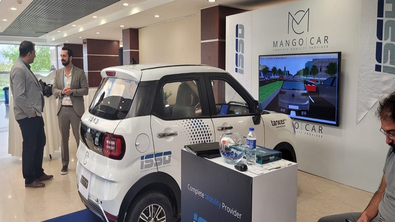 Türkiye’nin ilk yerli elektrikli aracı MANGO CAR, Adana TEKNOFEST’te