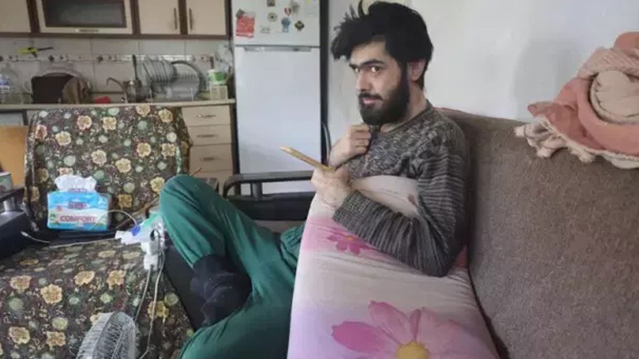 Türkiye'nin konuştuğu Barış mutasyon geçirdi! Evden çıkamıyordu, dünyaya canlı yayın yapıyor