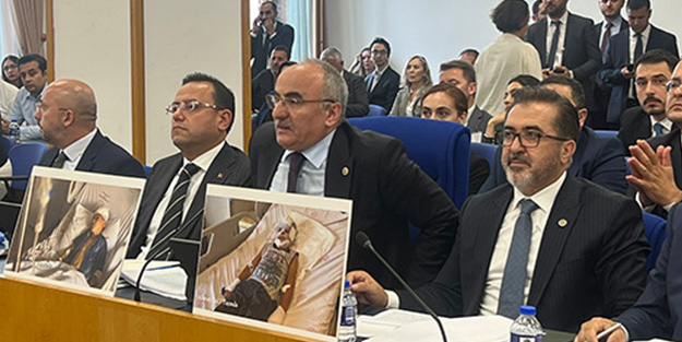 Türkiye'nin konuştuğu komisyon toplantısında dikkat çeken görüntü!