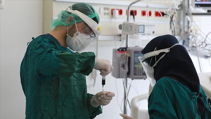 Türkiye'nin koronavirüsle mücadelesinde son 24 saatte yaşananlar