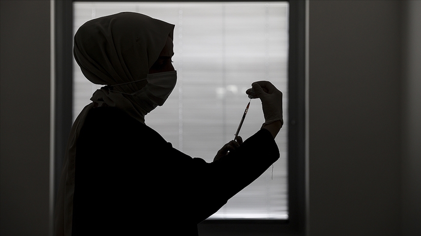 Türkiye'nin koronavirüsle mücadelesinde son 24 saatte yaşananlar
