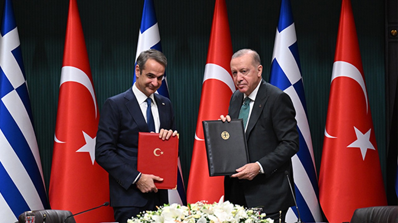 Türkiye’nin öne çıkması ve Miçotakis’in ziyareti Diyalog kurma çağrısı