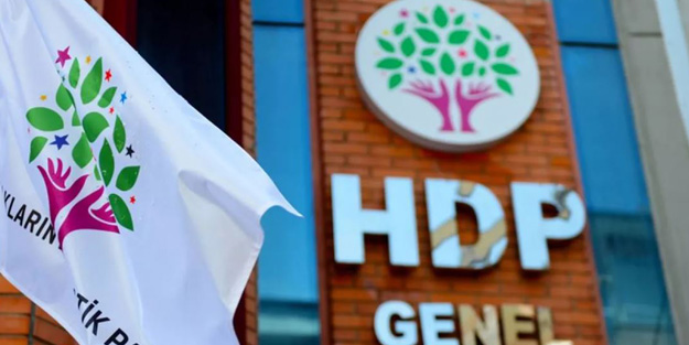Türkiye'nin operasyon sinyalinin ardından HDP'den yeni provokasyon! Teröristbaşı Öcalan çağrısı
