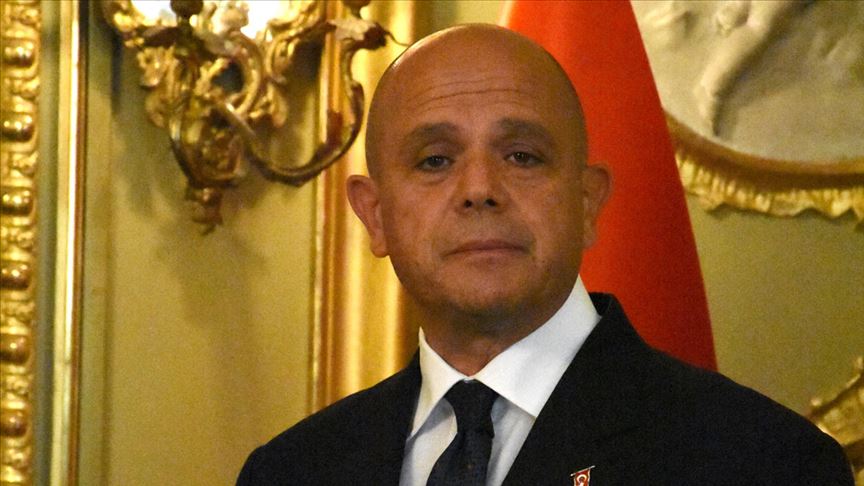 Türkiye'nin Roma Büyükelçisi Murat Salim Esenli'den protestoya protesto