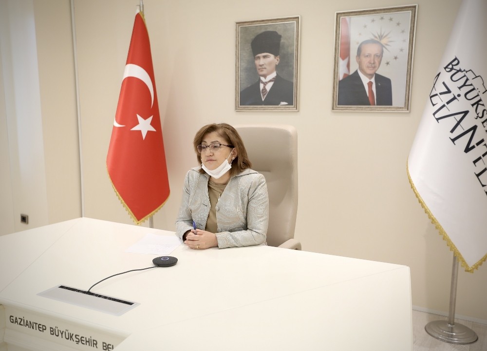 Türkiye’nin salgınla mücadelesine Brezilya Belediyeler Birliği’nden övgü 