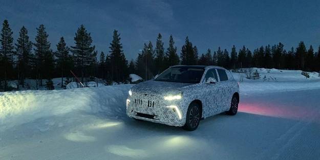 Türkiye'nin yerli otomobili TOGG karlı yollarda! Zorlu testi başarıyla geçti