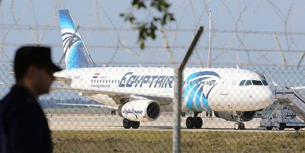 Türkiye'ye acil yardım çağrısı! Firavun yönetiminden yeni skandal: Mısır'dan kurban yardımlarını engeleme girişimi!