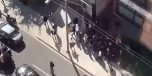 Türkiye'ye ambargo kararı almışlardı... O ülkede Ermeniler Türklere saldırdı!