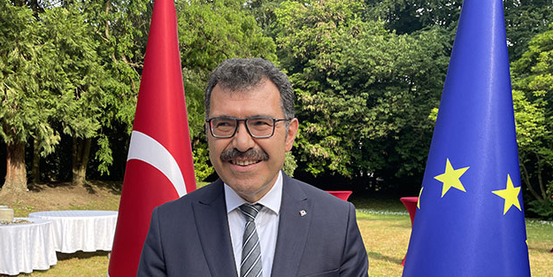 Türkiye'ye bilim ve teknolojide görünürlüğüne önem verecek! TÜBİTAK duyurdu: o iş birliği yapılacak