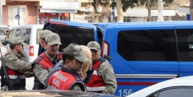Türkiye'ye geçen PYD'li enselendi