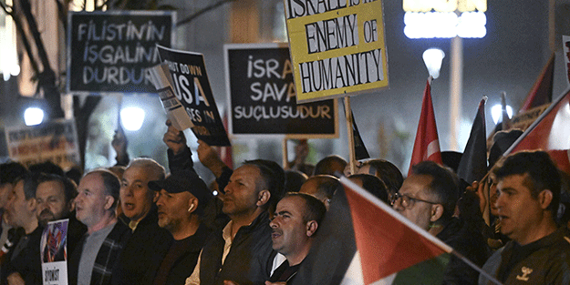 Türkiye'ye gelen Blinken'e protesto şoku