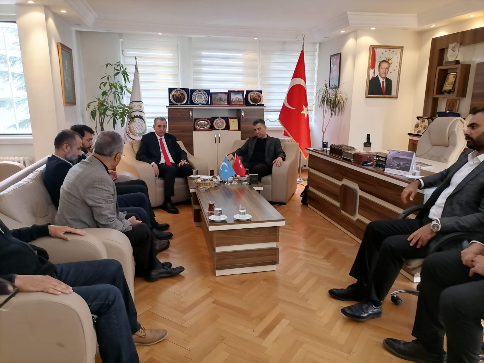 Türkiye’ye gelen IKBY’li bakandan ilginç çağrı