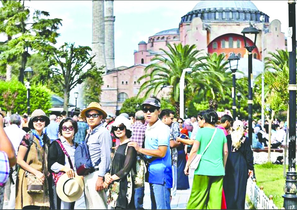 Türkiye’ye gelen turist sayısı 4 ayda 13 milyona ulaştı