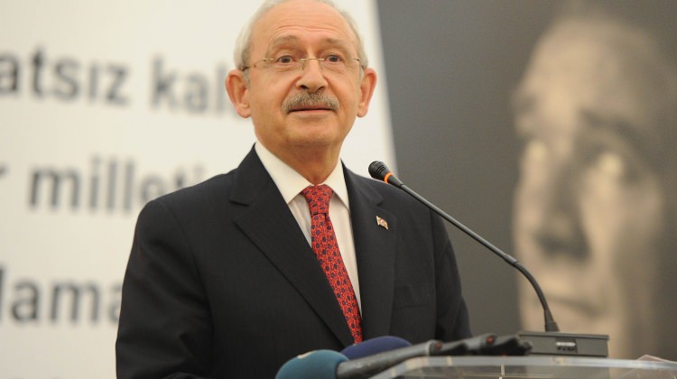 ‘Türkiye’ye gelmeyin’ demişti… Bu rezalete skandal savunma