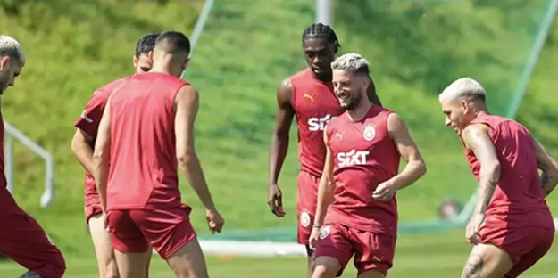 Türkiye'ye gelmişti: Böyle duyurdular! Zaha, Tete, Ziyech derken Okan Buruk yıldız ismin üstünü çizdi: