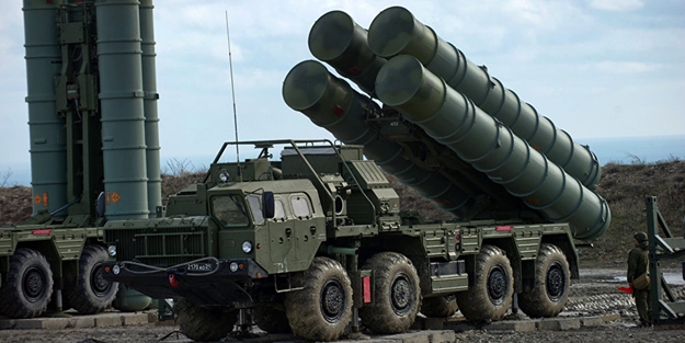 Türkiye'ye gönderilecekler! S-400'ler askeri üsse getirildi