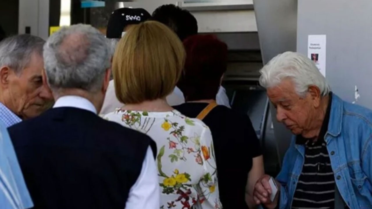 Türkiye'ye ilan etti: En düşük emekli maaşını 20 bin liranın üzerine çıkaracağız