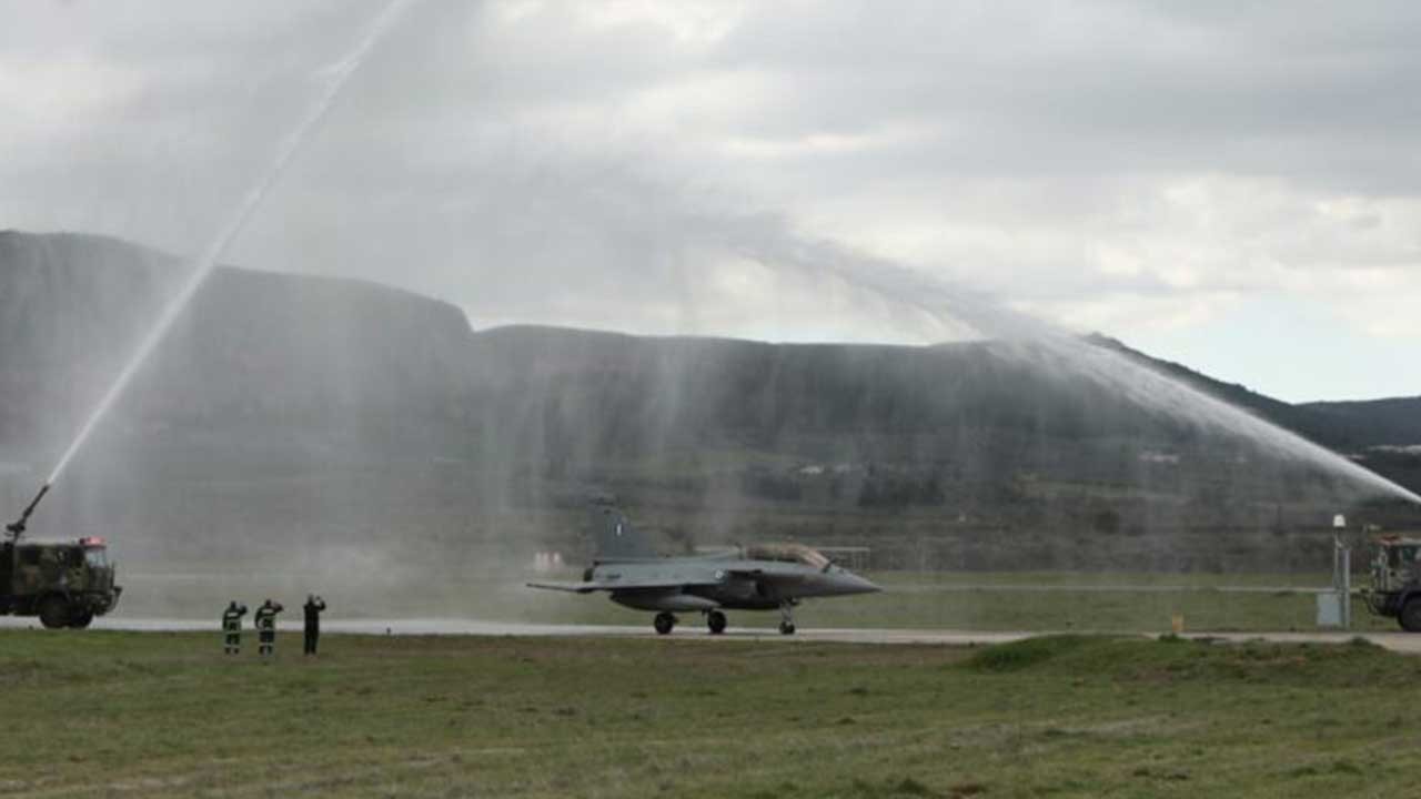 Türkiye'ye saldırmak için 23 savaş uçağı aldılar! Maalesef şimdilik Türkiye'nin önüne geçtiler